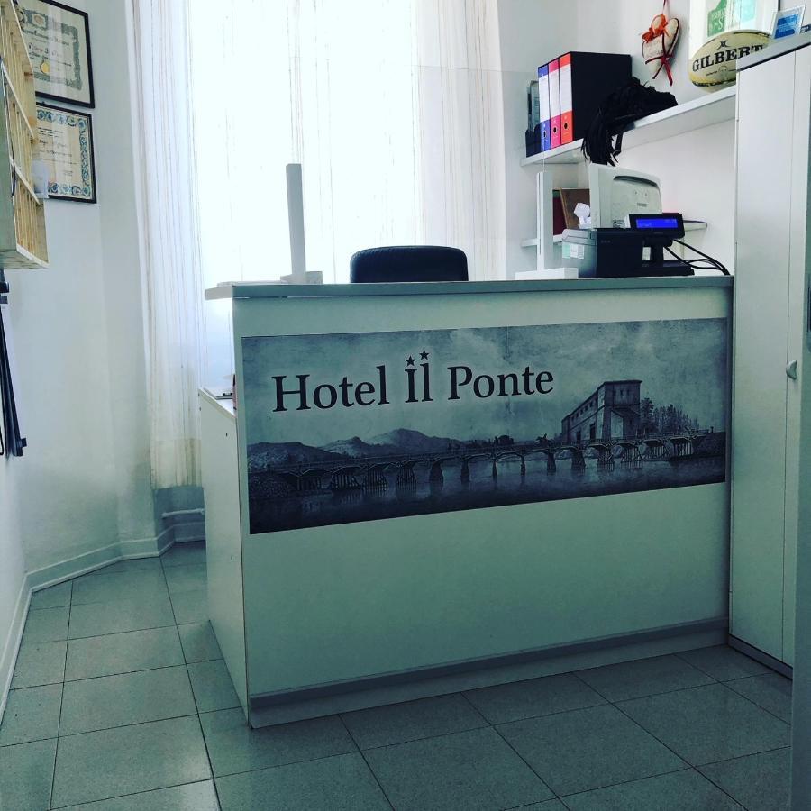 Hotel Il Ponte Cecina  Εξωτερικό φωτογραφία